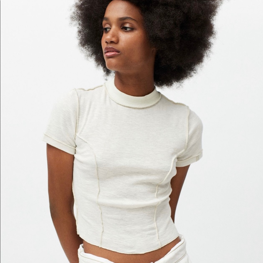 BDG URBAN OUTFITTERS TEE!